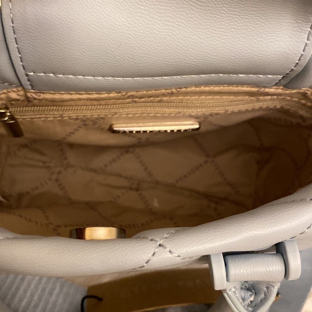 NWT Steve Madden (BBABI) Satchel Crossbody Bag w/Air Pod Case- *Limited Edition* - Picture 9 of 15